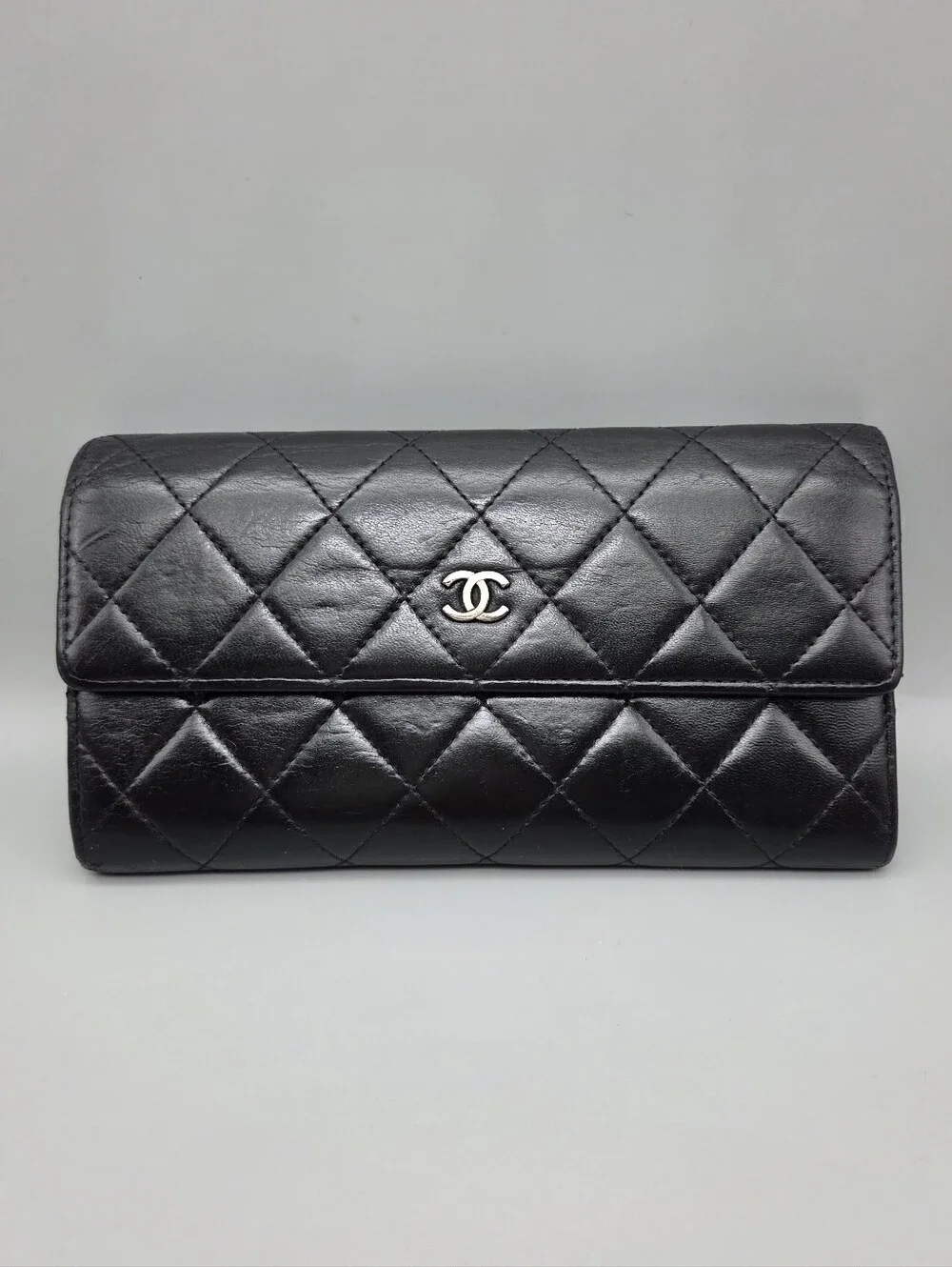 🖤CHANEL Authentic Black Quilted Leather Flap Wallet with Silver CC🖤